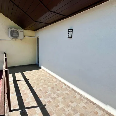 Emilia Balatonszárszó